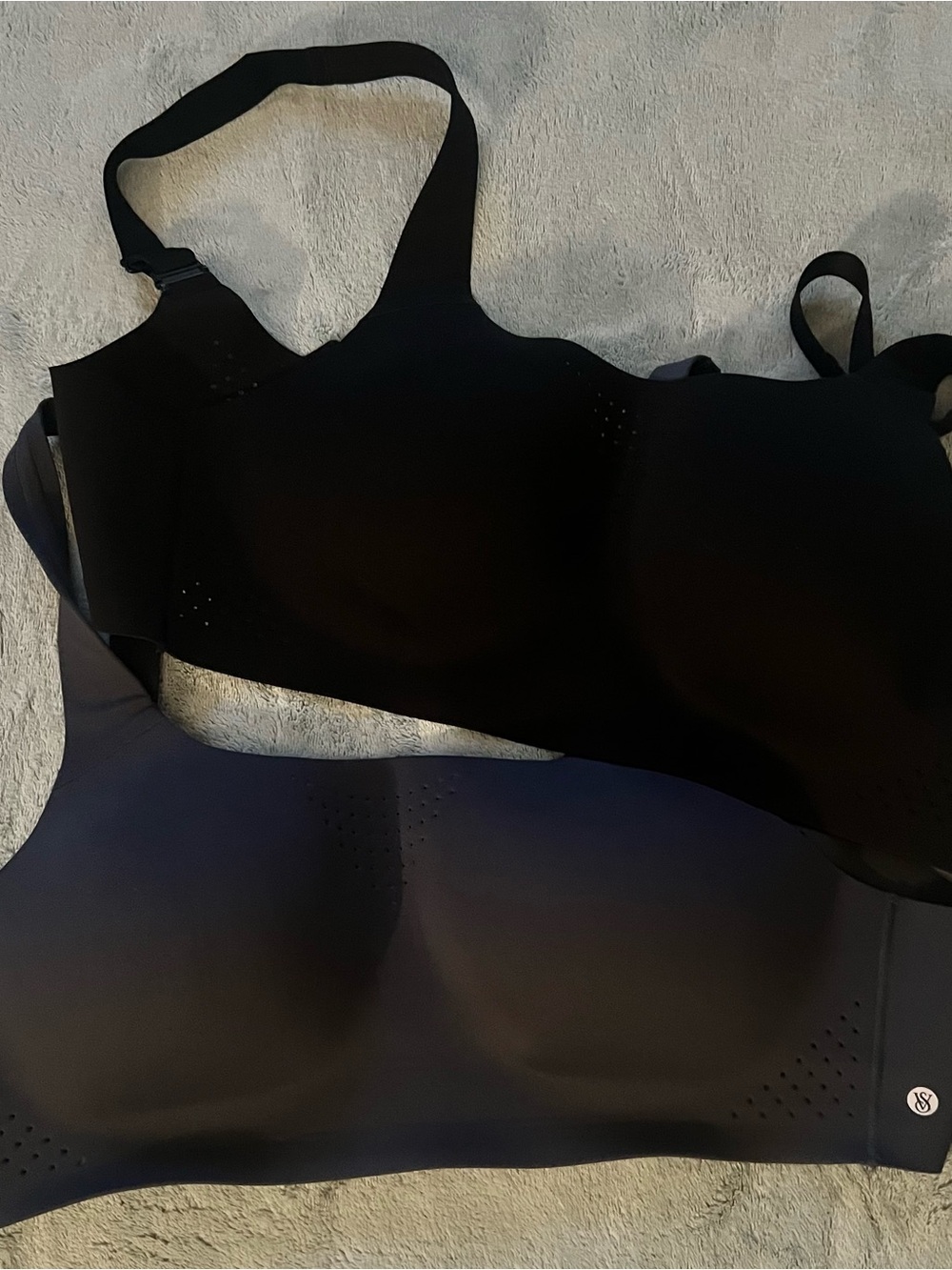 Victoria's Secret Wireless Seamless Sports Bra Duo - Navy Blue and Black